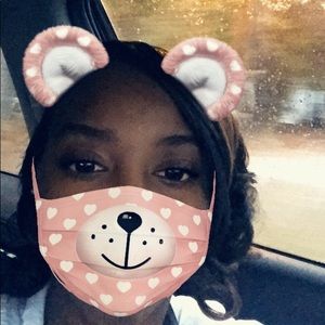 Meet your Posher, Christy